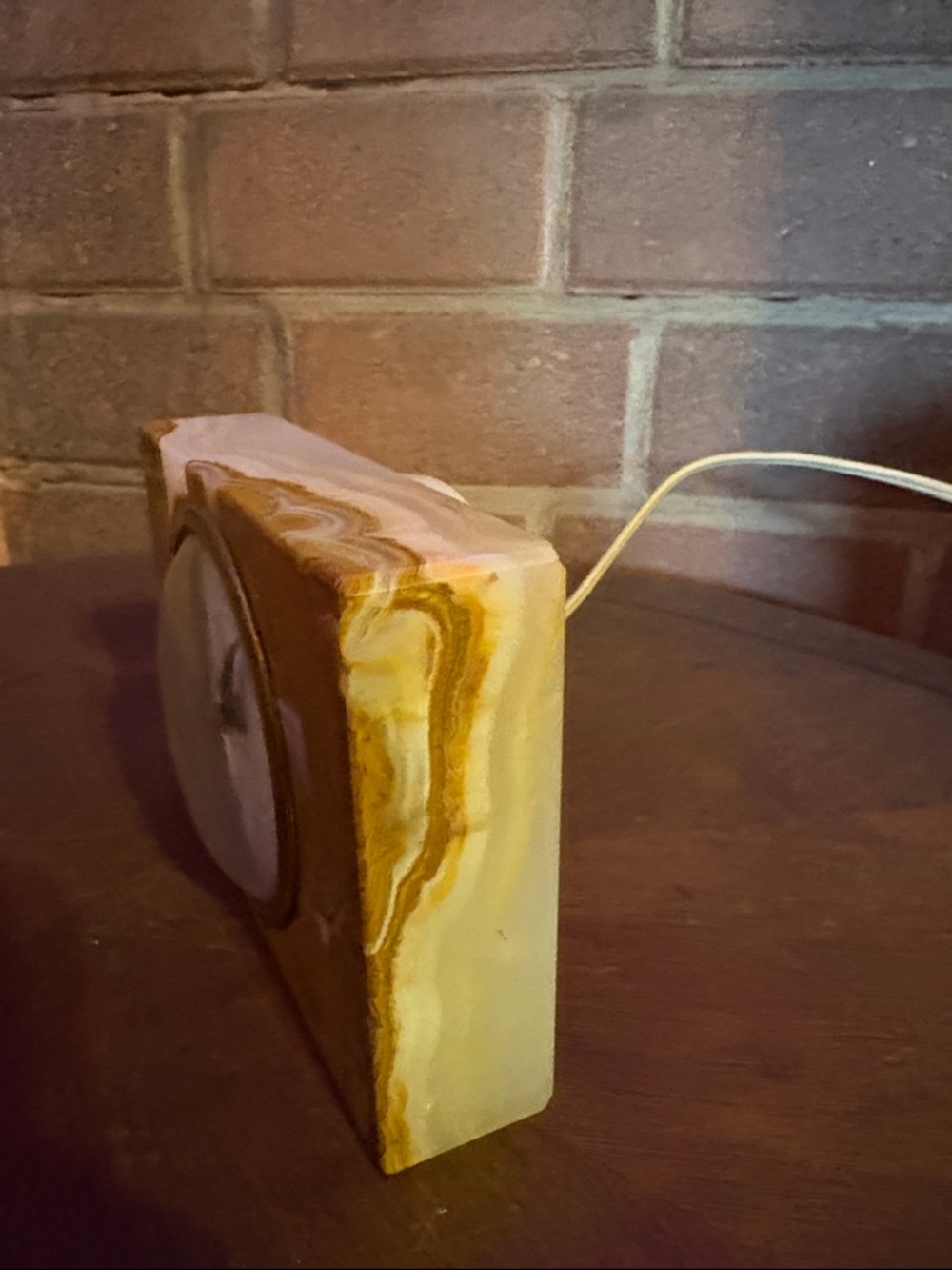 Mid-Century Orange Agate Alarm Clock with Roman Dial 70s Vintage - Picture 14 of 14